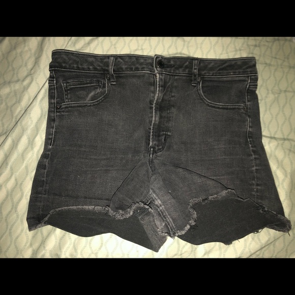 Black High Rise American Eagle Jean Shorts - Picture 1 of 4